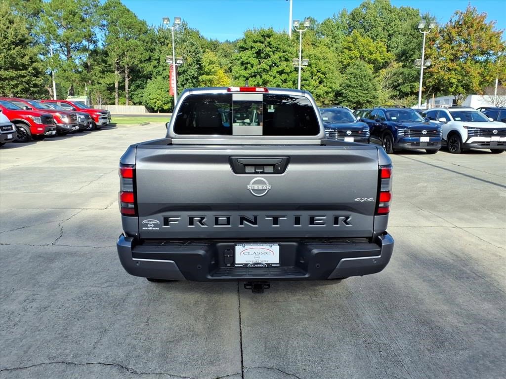 2026 Nissan Frontier SV photo 4