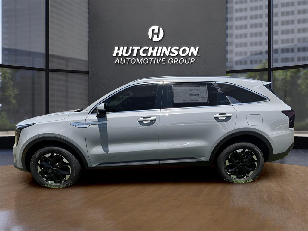 2025 Kia Sorento S photo 4