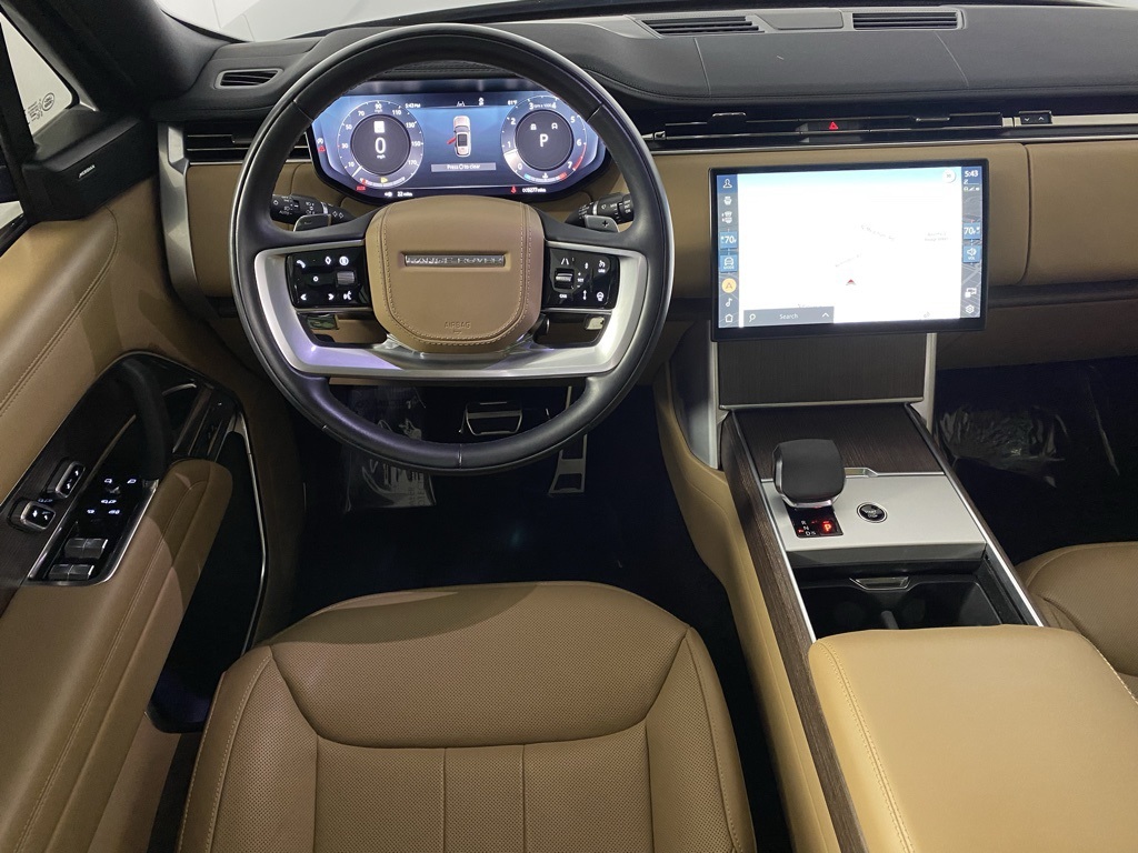 2024 Land Rover Range Rover SE photo 23