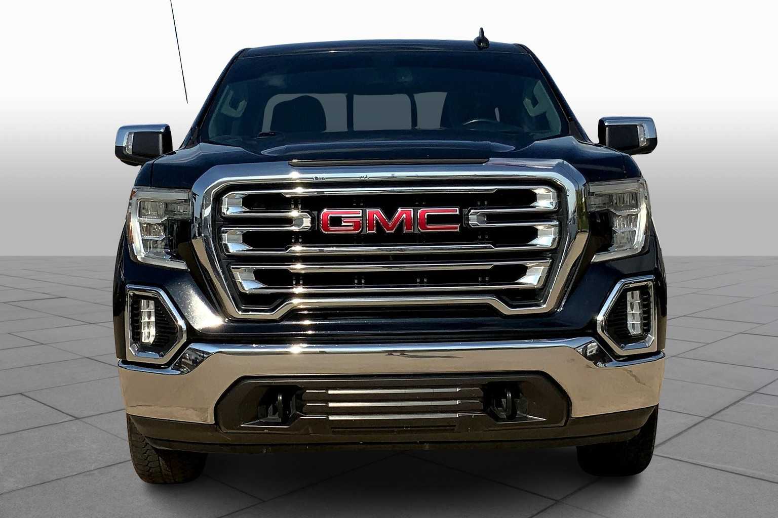 2019 Gmc Sierra 1500 SLT photo 3