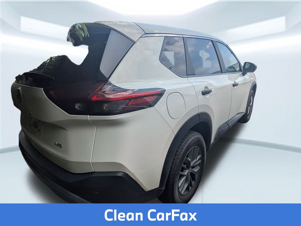 2023 Nissan Rogue S photo 3