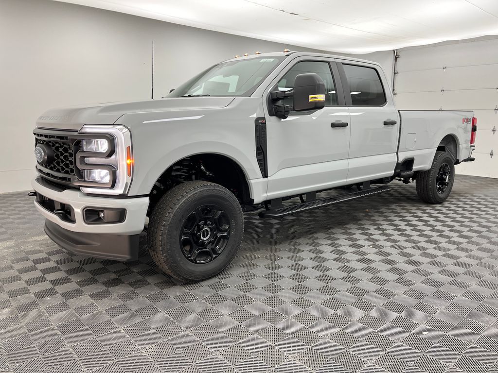 2026 Ford F-250 photo 3