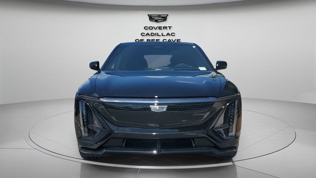 2026 Cadillac Lyriq photo 2