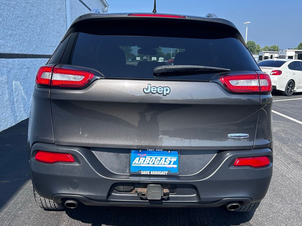 2014 Jeep Cherokee Latitude photo 6