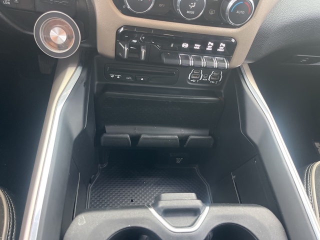 2019 Ram 2500 Laramie photo 22