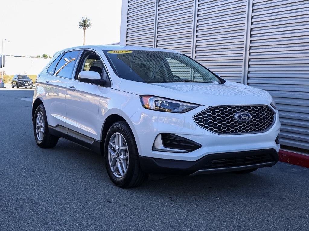 2024 Ford Edge SEL's photo