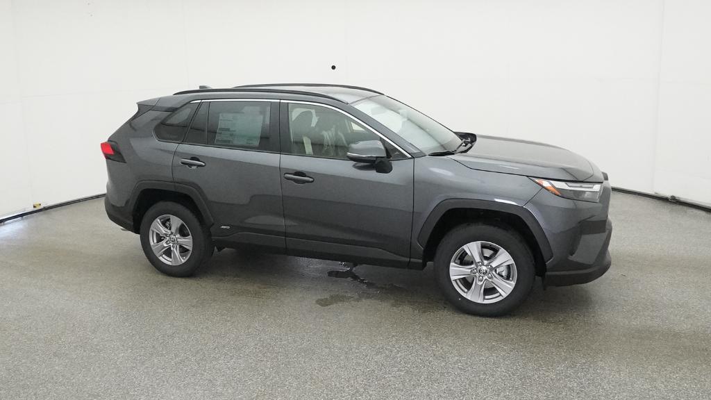 2025 Toyota RAV4 Hybrid XLE photo 27