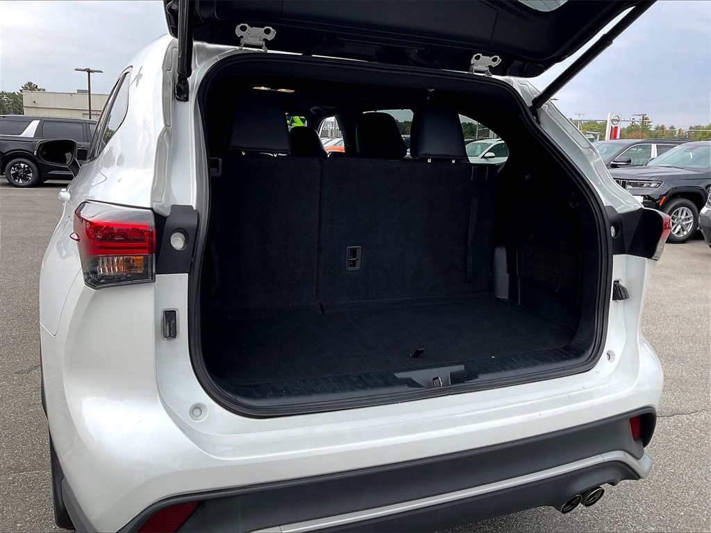 2023 Toyota Highlander XSE photo 33
