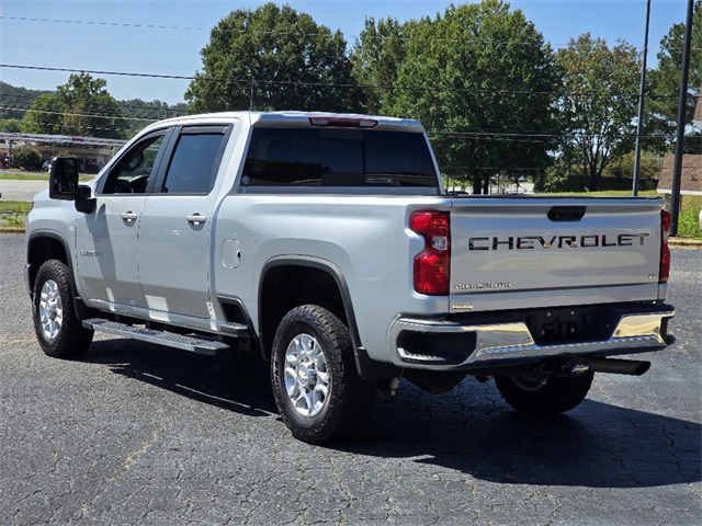 2020 Chevrolet Silverado 3500HD LT photo 21