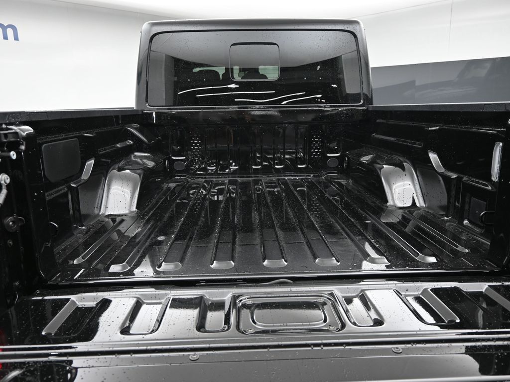 2025 Jeep Gladiator Sport photo 6