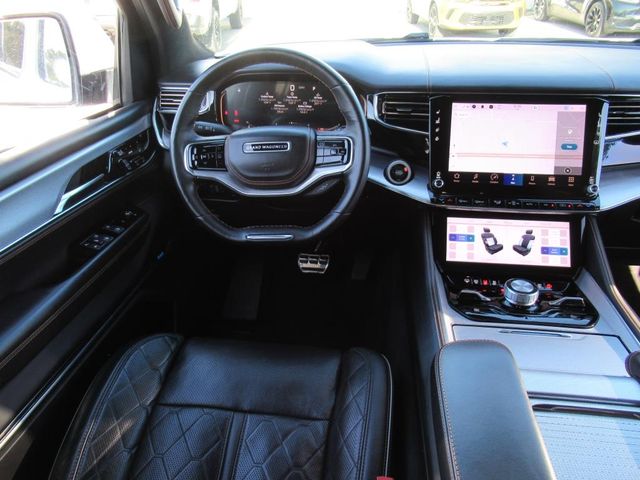 2022 Jeep Grand Wagoneer III photo 12