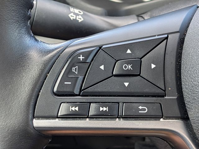 2025 Nissan Sentra SV photo 22