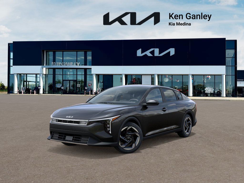 2025 Kia K4 EX's photo