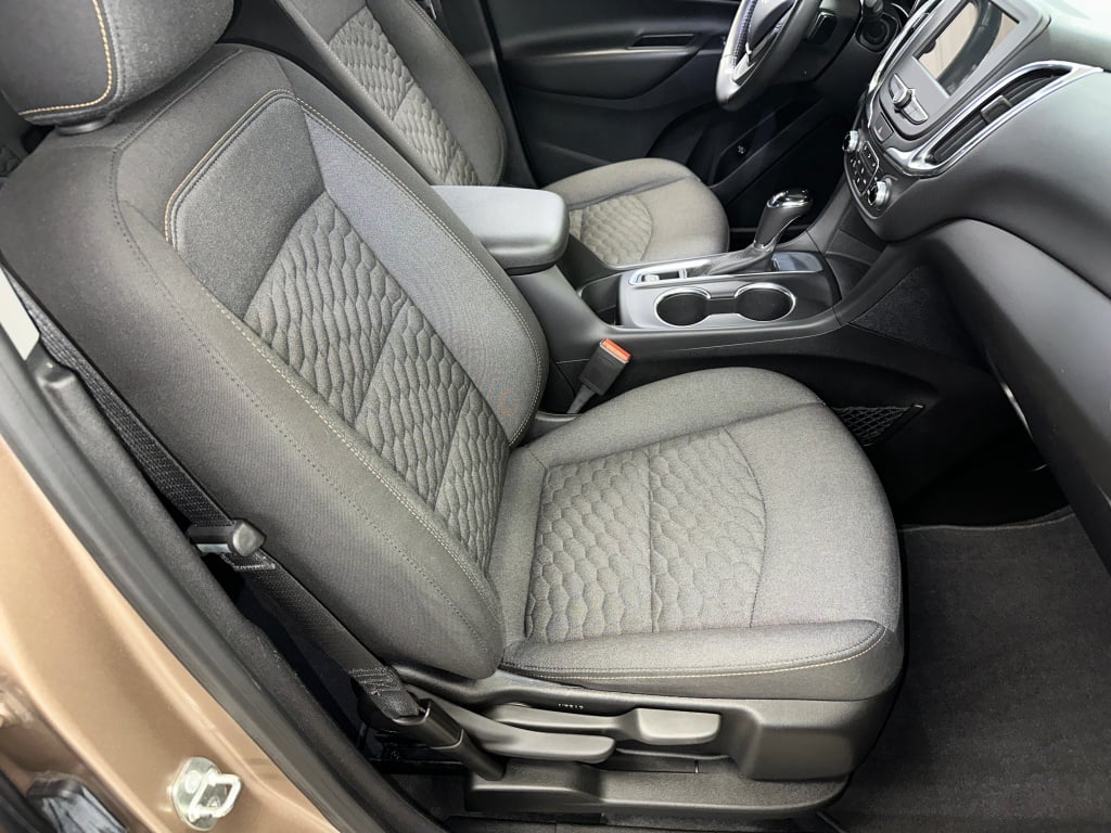 2019 Chevrolet Equinox LT photo 26