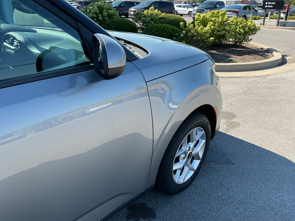 2023 Kia Soul LX photo 8