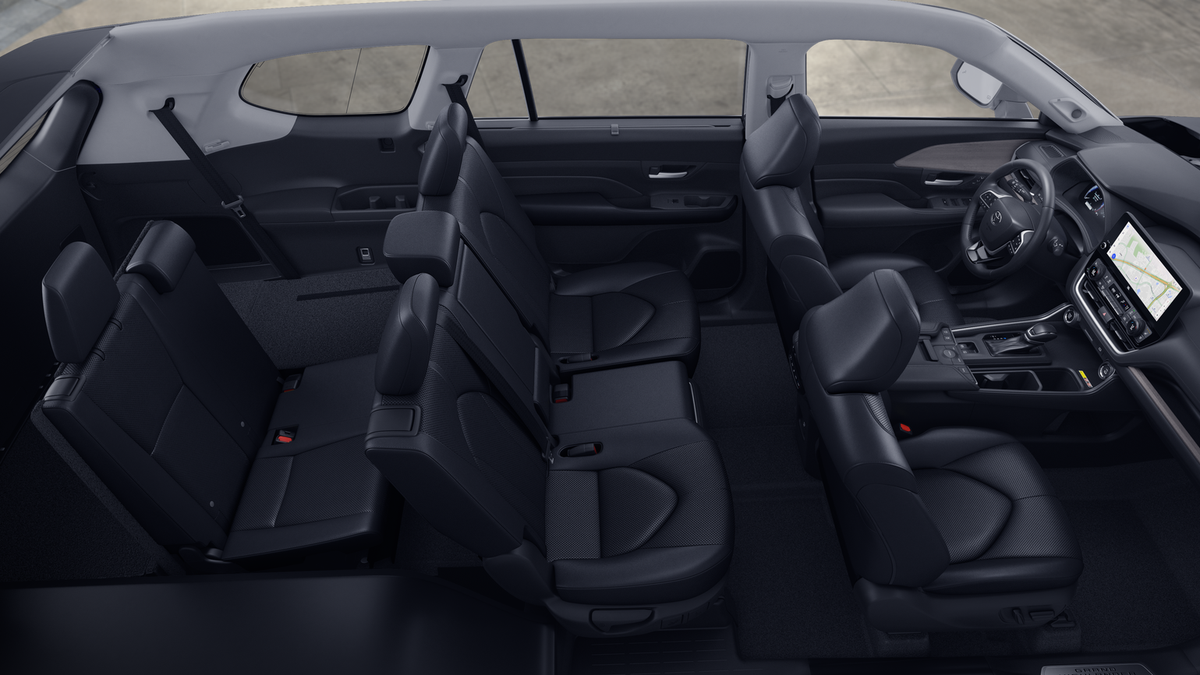 2025 Toyota Grand Highlander Limited photo 18