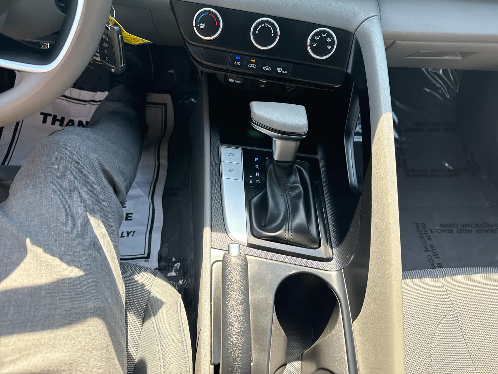 2021 Hyundai Elantra SE photo 20
