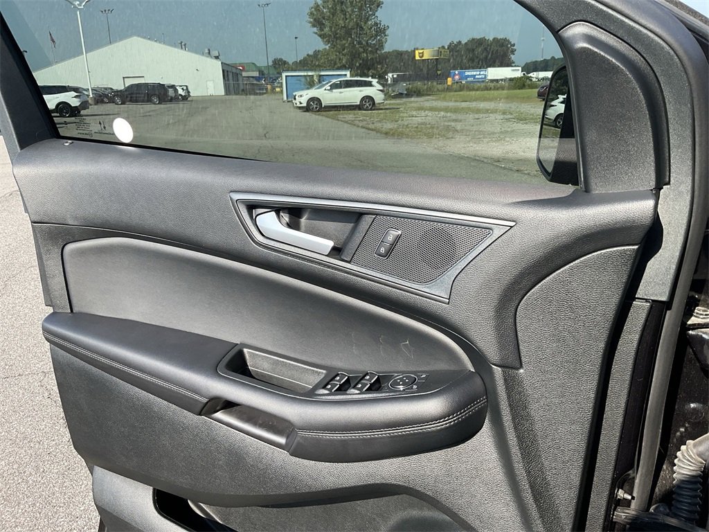 2024 Ford Edge SE photo 11