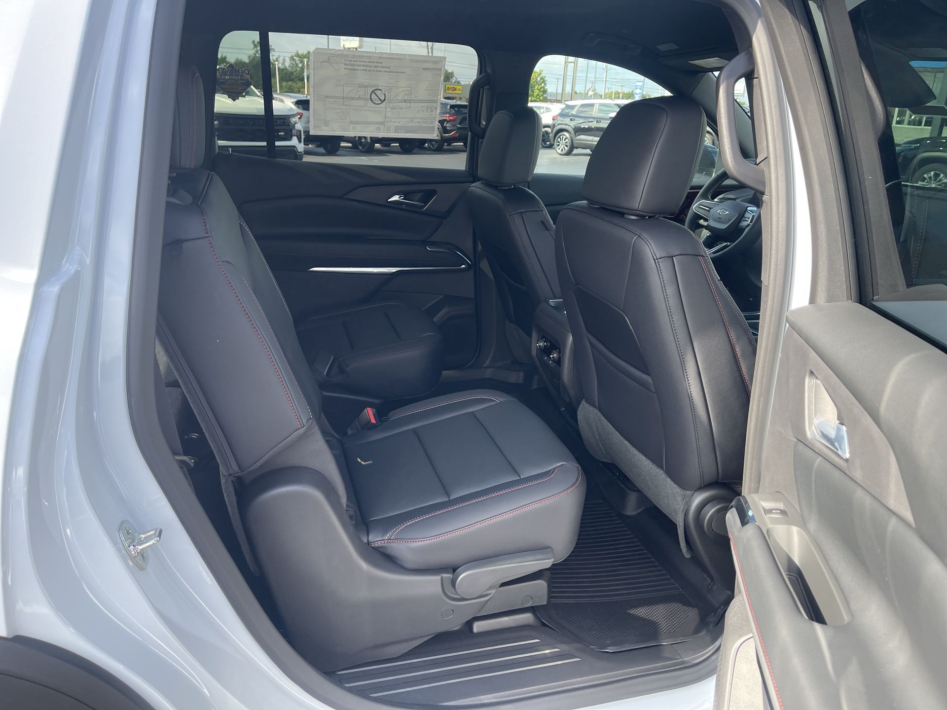 2026 Chevrolet Traverse Z71 photo 57