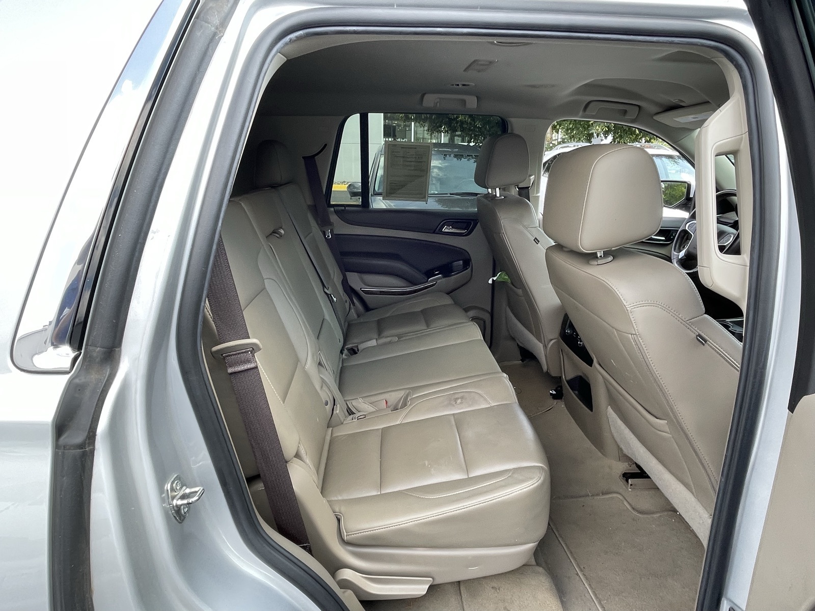 2020 Chevrolet Tahoe LT photo 14