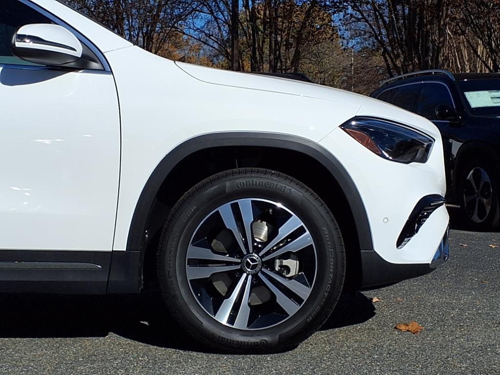 2025 Mercedes Benz GLA 250 4MATIC photo 5