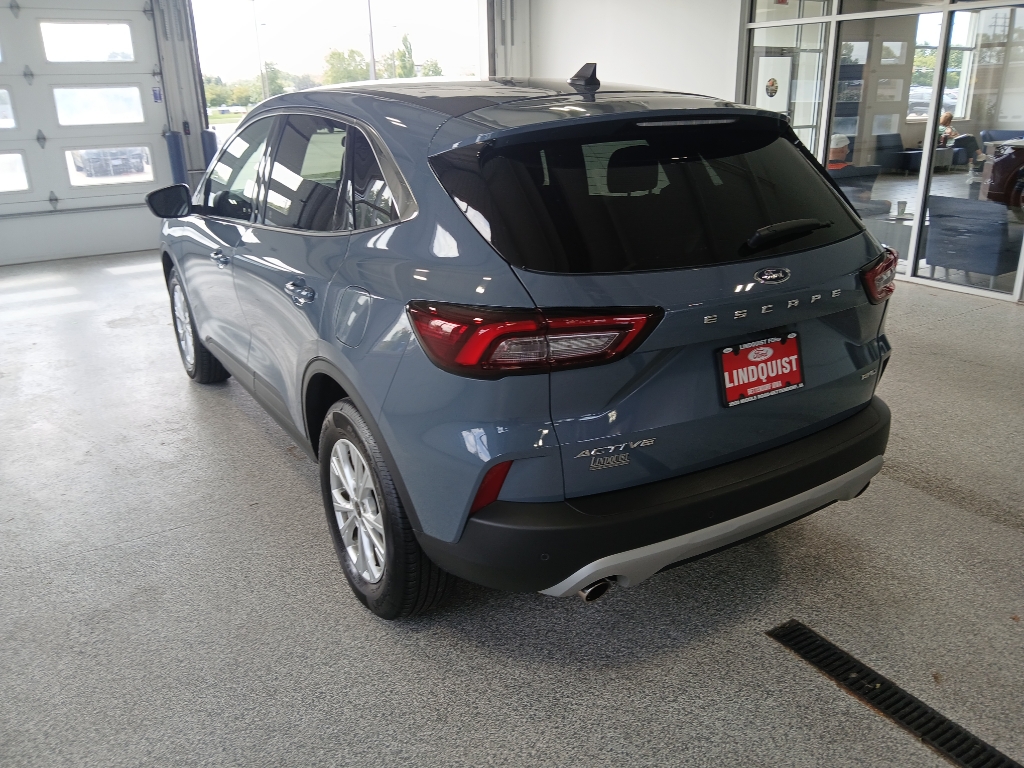 2023 Ford Escape Active photo 3