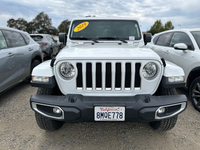 2019 Jeep Wrangler Unlimited Sahara photo 2