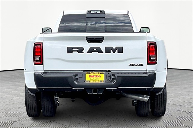 2025 Ram 3500 Tradesman photo 4