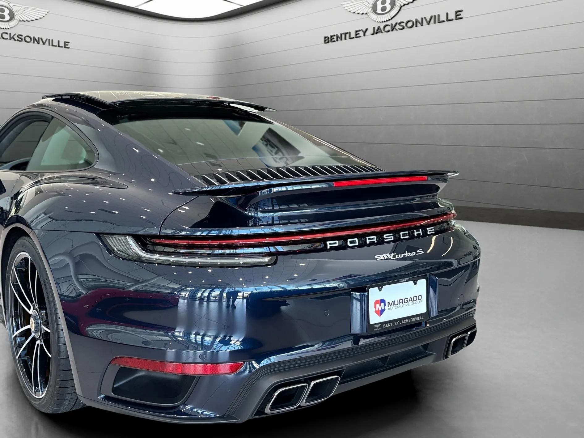 2021 Porsche 911 Turbo S photo 21