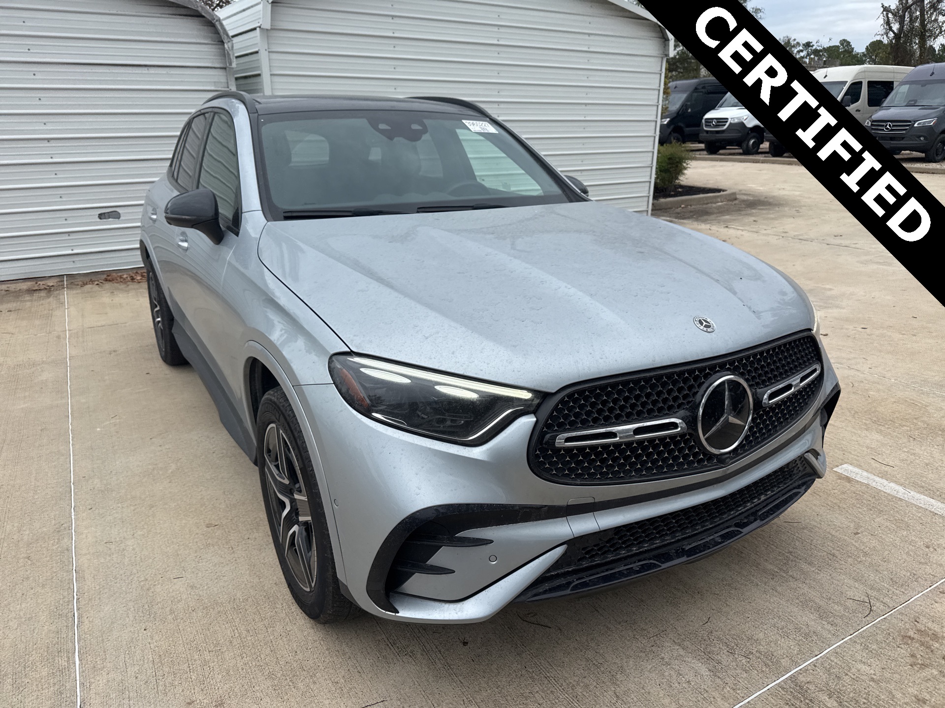 2024 Mercedes-Benz GLC GLC300's photo