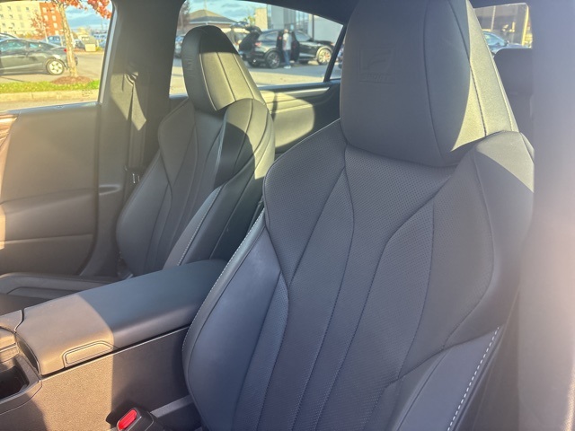 2020 Lexus ES 350 F SPORT photo 2