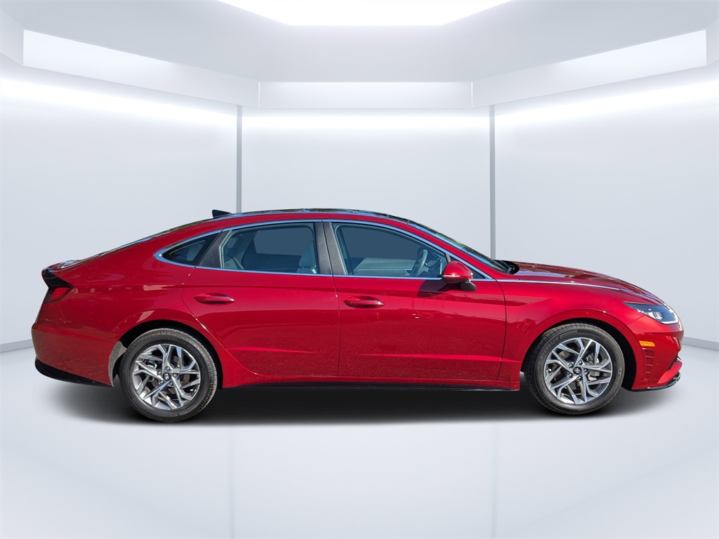 2023 Hyundai Sonata SEL photo 2