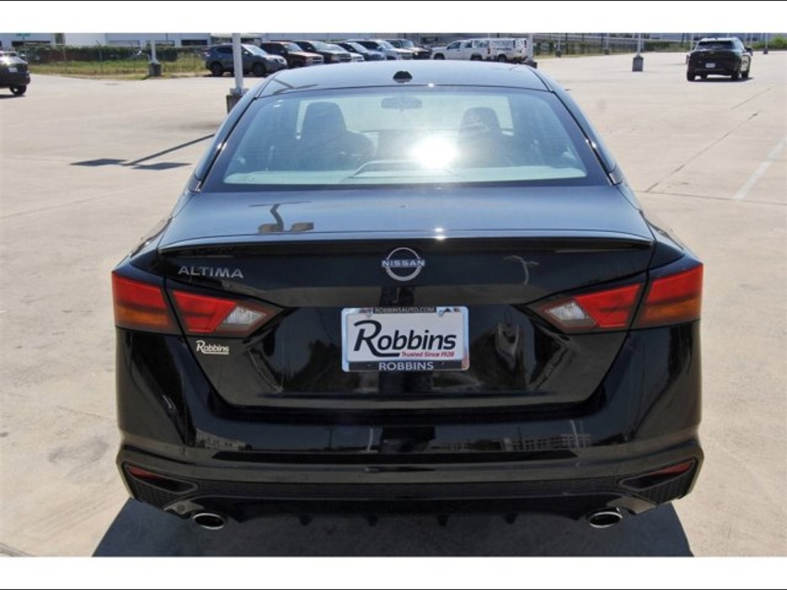2025 Nissan Altima SV Black at Robbins Nissan