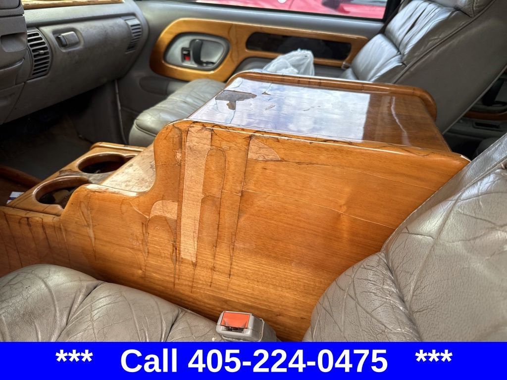 1996 Chevrolet Suburban 1500 photo 8