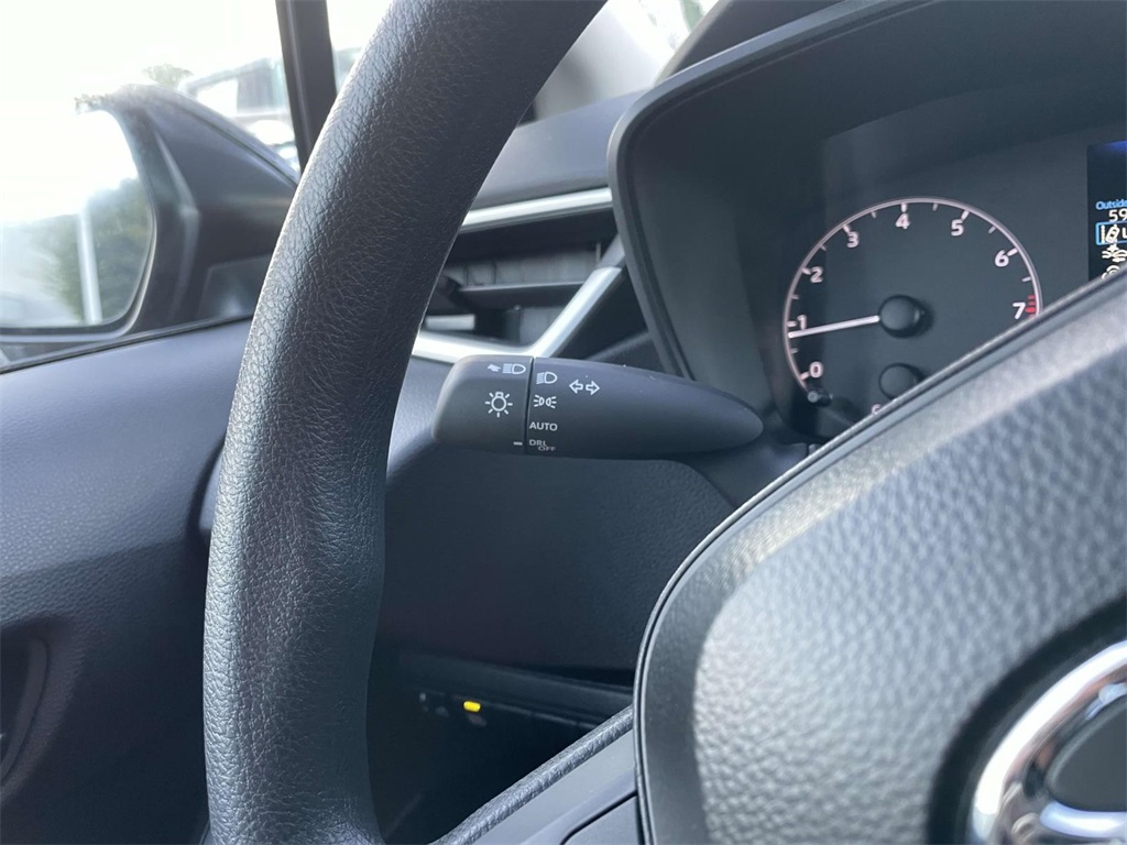 2025 Toyota Corolla LE photo 23