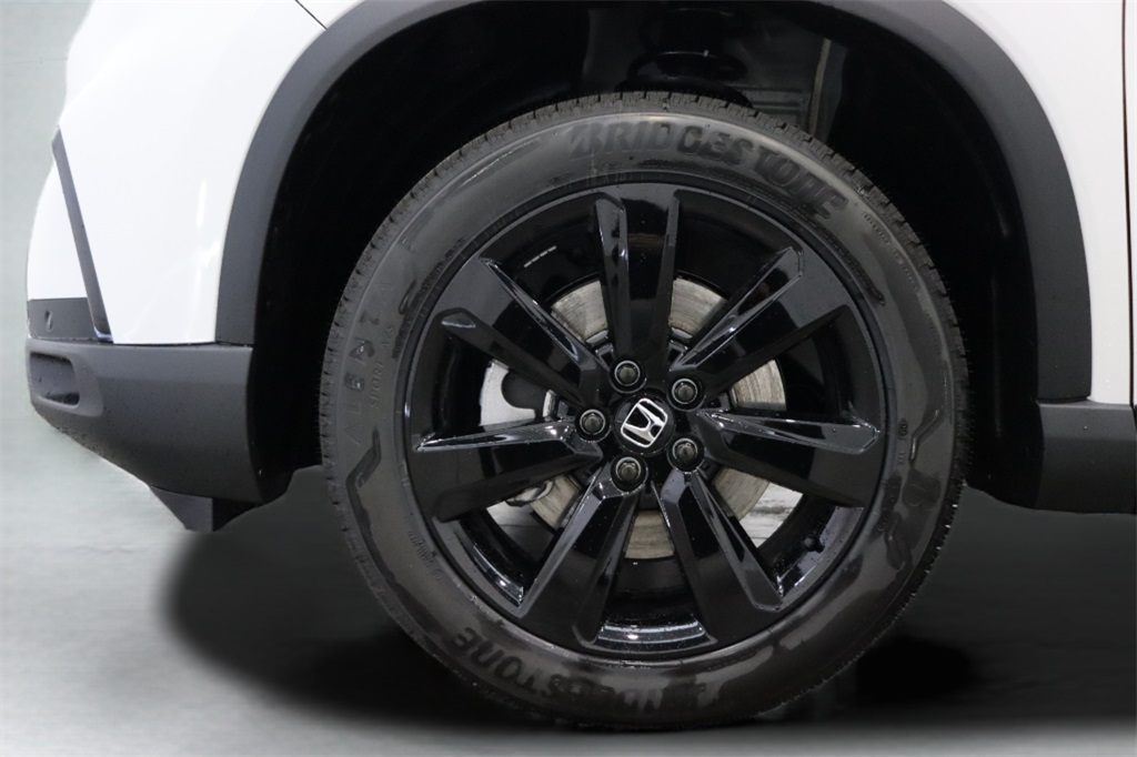 2025 Honda Pilot Black Edition photo 2