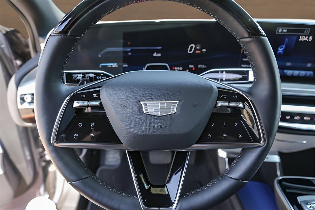 2024 Cadillac Lyriq Luxury photo 11