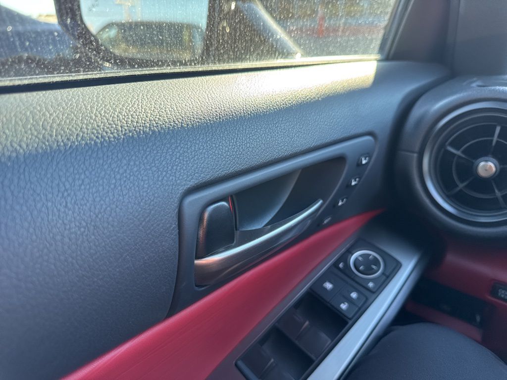 2023 Lexus IS 500 F SPORT Performance photo 16