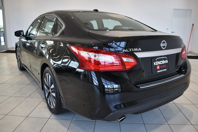 2017 Nissan Altima 2.5 SL photo 6