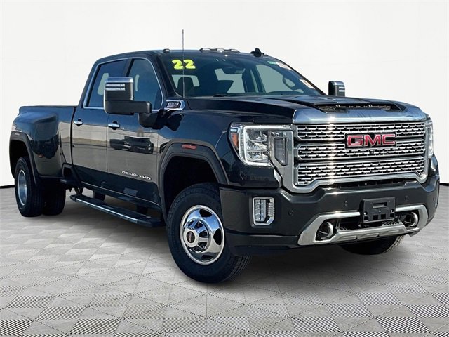 2022 GMC Sierra 3500HD Denali's photo