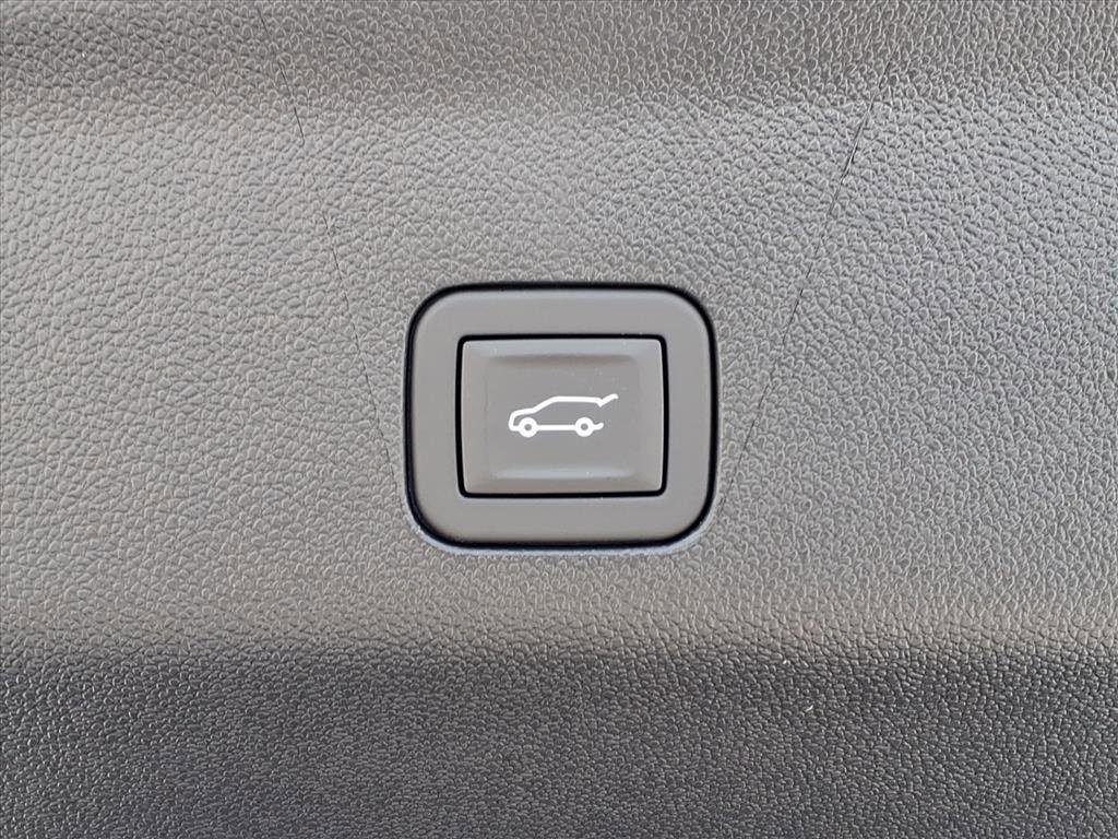 2025 Chevrolet Tahoe LT photo 27