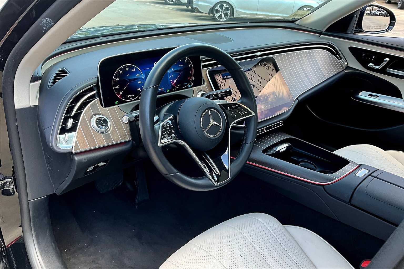 2025 Mercedes Benz E 350 4MATIC photo 16