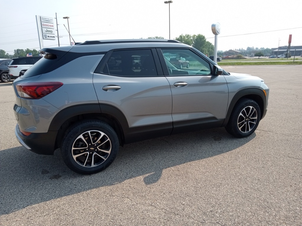 2024 Chevrolet Trailblazer LT photo 6