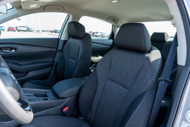 2025 Honda Accord LX photo 15