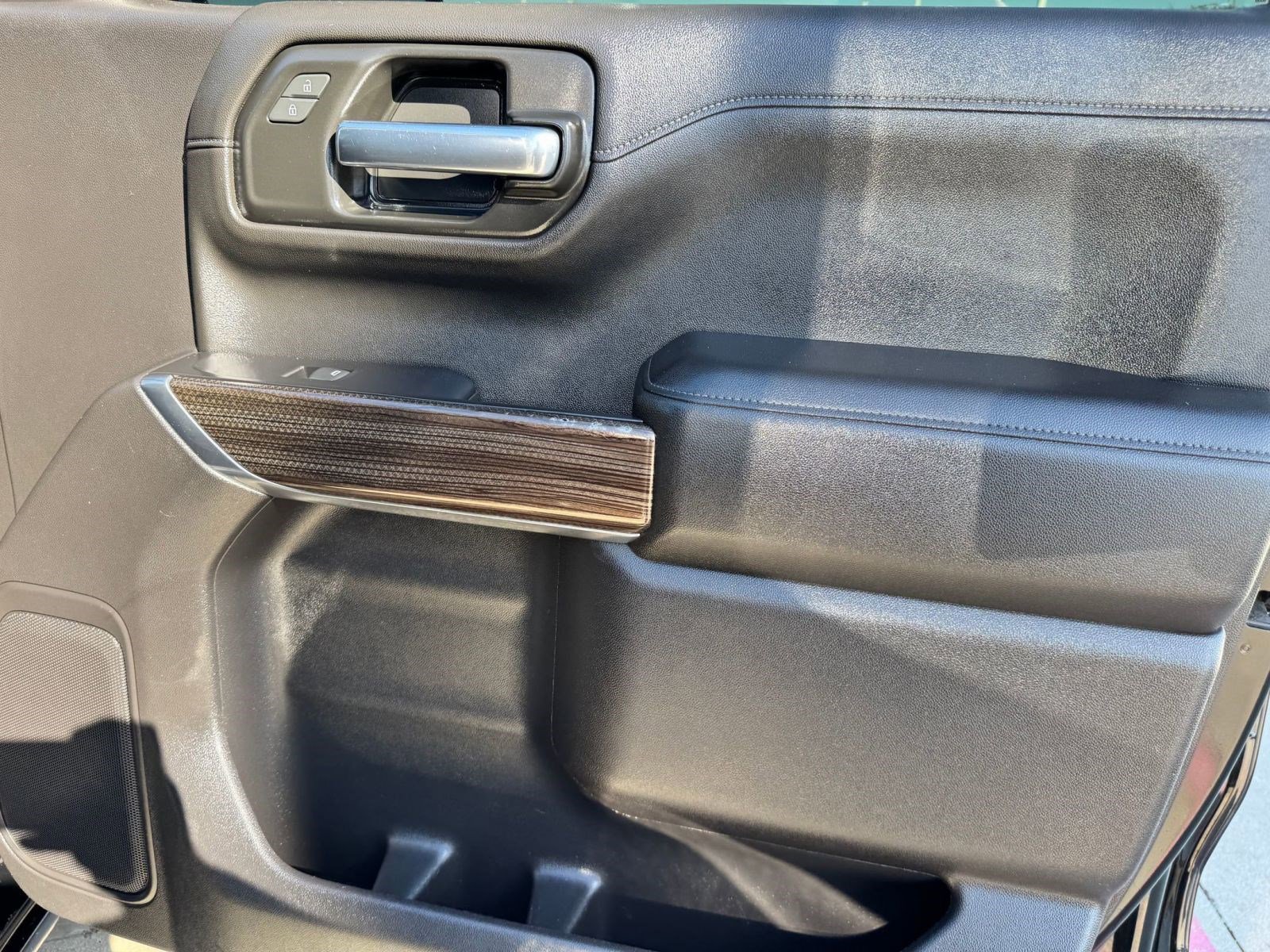 2021 Chevrolet Silverado 1500 LT photo 22