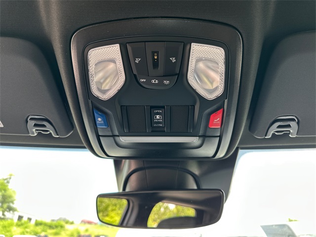 2025 Ram 2500 Tradesman photo 32