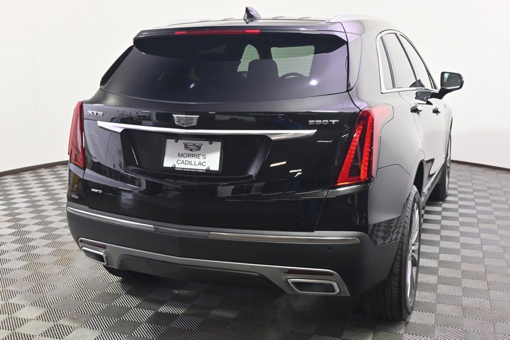 2025 Cadillac XT5 Premium Luxury photo 3