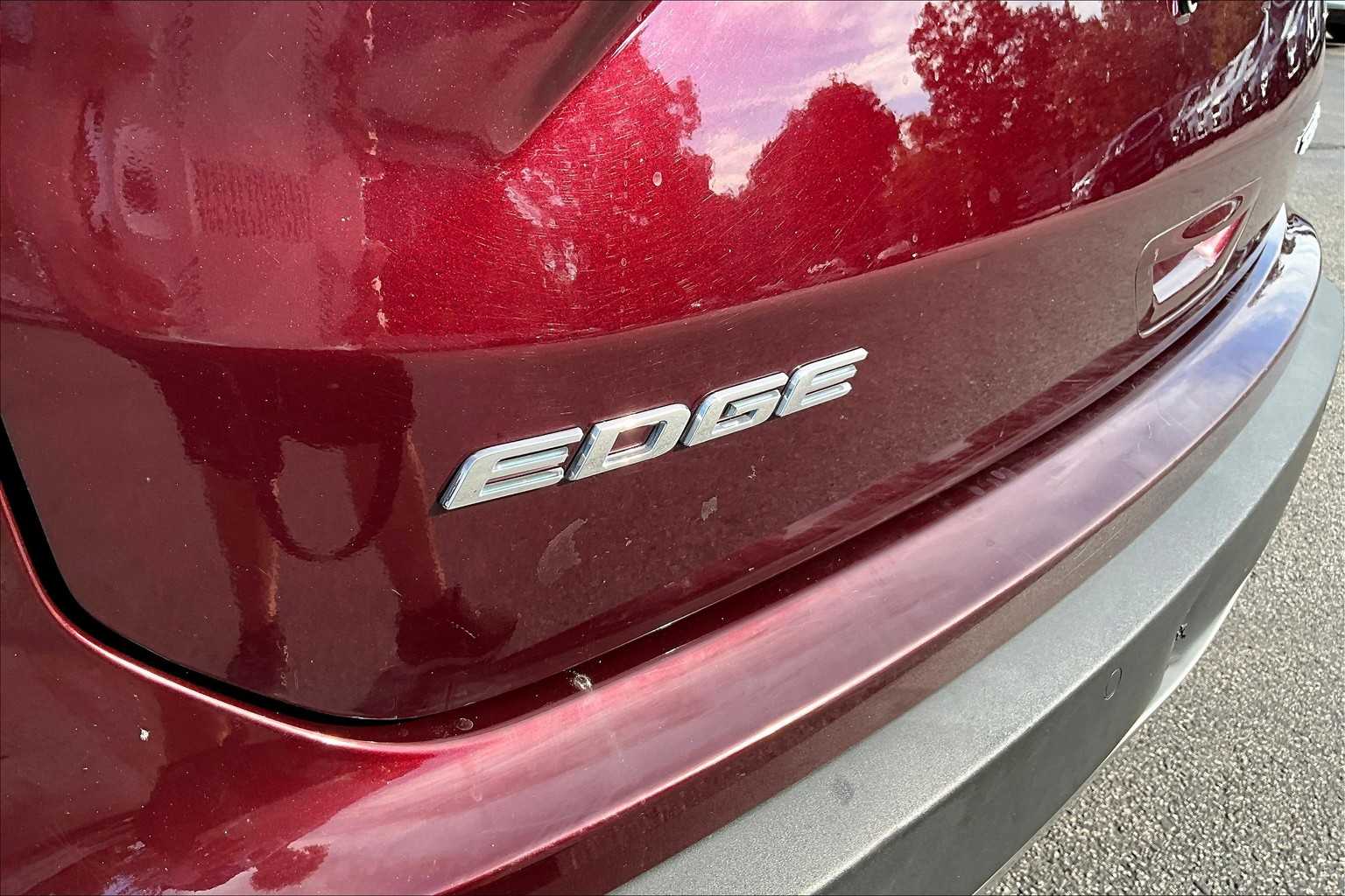 2019 Ford Edge Titanium photo 9