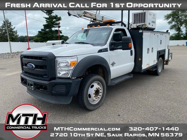 2016 Ford F-550 photo 4