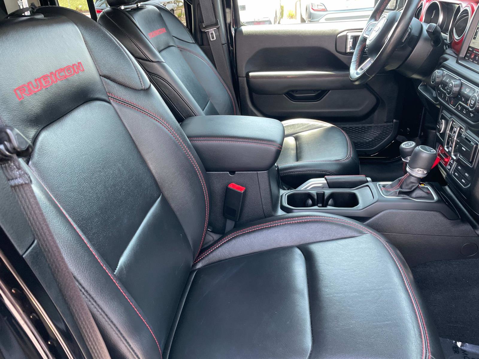 2020 Jeep Gladiator Rubicon photo 27